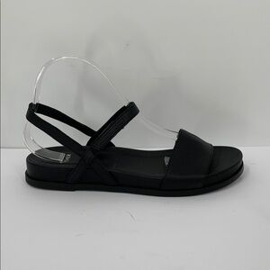 Eileen Fisher Demo ankle strap sandal black leather flat rubber sole new 9.5